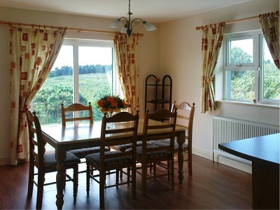 Dining Room in 3 Bedroom Holiday Cottage